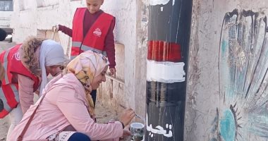 "كلنا واحد".. مبادرة شبابية لعزل أعمدة الكهرباء فى البدرشين بالجيزة