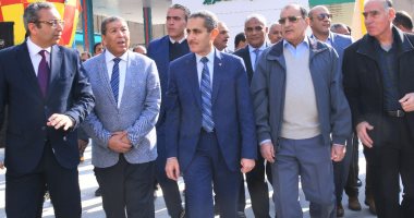 مستشار رئيس الجمهورية ومحافظ الغربية يفتتحان محطة شيل أوت للوقود بطنطا.. صور