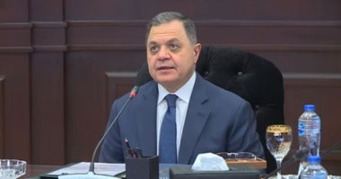 وزير الداخلية مهنئا البابا تواضروس بعيد القيامة: مزيدا من الترابط لدحر المكائد