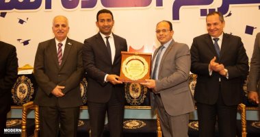 نقابة المهندسين: نشهد فترة تنموية غير مسبوقة والخريجون المتفوقون بناة الوطن
