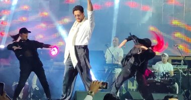 سعد لمجرد يبدأ حفلة في شرم الشيخ بأغنية "عدى الكلام" ويرسل رسالة سلام من الشعب المغربي