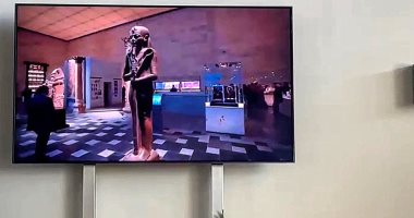شاشات عملاقة في الميادين لنقل حفل افتتاح المتحف المصري الكبير.. فيديو