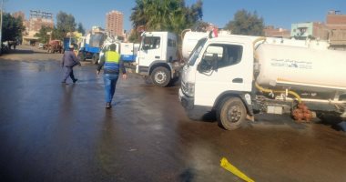 اصطفاف عناصر ومعدات مجابهة الأزمات والطوارئ خلال فصل الشتاء بدسوق.. صور
