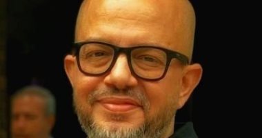30 شخصية أثرت فى المصريين.. أبرزهم مخترع كولونيا 555 فى "صنايعية مصر"