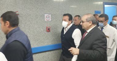 وزير الصحة يتفقد مستشفى شبين الكوم التعليمى.. صور