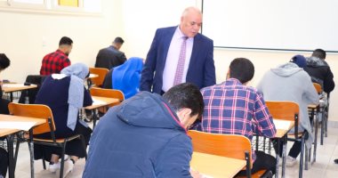 رئيس جامعة الدلتا التكنولوجية يتفقد سير اختبارات الفصل الدراسي الأول للعام الجامعى