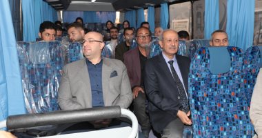 محافظ بني سويف يتفقد أوتوبيسات النقل الجماعي لبدء تشغيلها على خطوط المراكز
