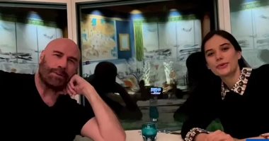 جون ترافولتا مع ابنته فى أحدث ظهور لهما بمناسبة العام الجديد