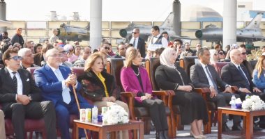 وزيرة الثقافة تشهد احتفالية "ما فيش مستحيل" بمتحف ‏القوات الجوية‎.. صور