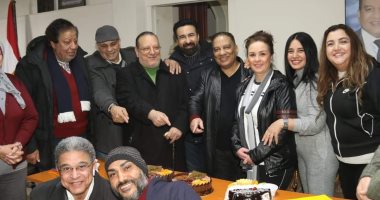 طارق الدسوقى وحنان شوقى يبدآن بروفات مسرحية "اشهد يا زمان" .. صور 
