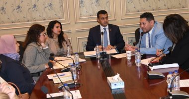 "خارجية النواب" تناقش ملف توفير منح دراسية للدعاة في الخارج لصناعة أئمة مجددين.. نائب التنسيقية علاء عصام يدعو وزارتي التعاون والأوقاف لسفر الخطباء للخارج لاستنساخ تجربة "محمد عبده".. والحكومة: لا مانع.. صور