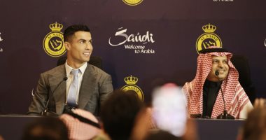 رئيس النصر: رونالدو طلب معاملته ماليا مثل زملائه فى المكافآت.. ولم يضع شروطا