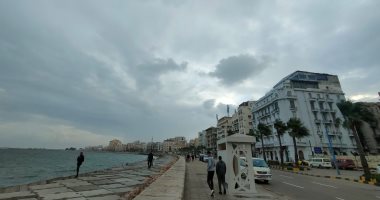 طقس الإسكندرية اليوم.. غيوم وانخفاض بدرجات الحرارة والصغرى 14 درجة.. صور