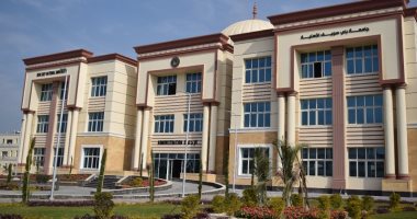 رئيس جامعة بنى سويف الأهلية: امتحانات الفصل الدراسى الأول تسير بهدوء دون رصد أى معوقات