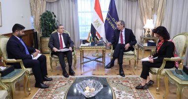 وزير الاتصالات يبحث مع سفير الهند تعزيز التعاون فى مجال تكنولوجيا المعلومات