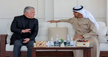 ملك الأردن ورئيس الإمارات يبحثان سبل تفعيل عملية السلام على أساس حل الدولتين