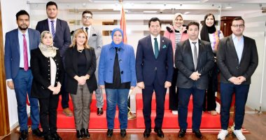 وزير الشباب والرياضة يلتقى ممثلى أكاديمية شباب المتوسط