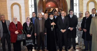 رئيس جامعة الزقازيق يهنئ الإخوة المسيحيين بعيد الميلاد المجيد
