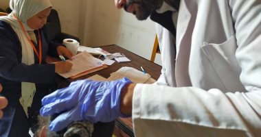 "حياة كريمة" بالشرقية.. 2135 مواطنا بقرية "نشوة" يستفيدون من القافلة الطبية بالمجان