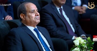 الرئيس السيسي يشاهد فيلما تسجيليا عن دعم جهود التنمية الصناعية