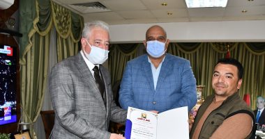 محافظ جنوب سيناء يكرم رئيس الهيئة القومية لمياه الشرب لجهوده المتميزة