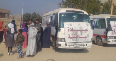 الكشف الطبى على 862 مواطنا بقرية نجع السباعى بقنا ضمن حياة كريمة