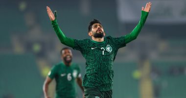منتخب السعودية يستهل مشواره فى "خليجي 25" بثنائية ضد اليمن.. فيديو