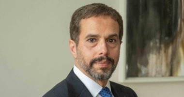 ولى عهد المملكة الليبية الأمير محمد السنوسى فى حوار لـ"اليوم السابع": الأزمة الليبية أزمة مركبة سببها غياب الإطار الشرعى والقانونى للدولة.. حالة الفراغ الدستورى ليست طارئة.. وأرض ليبيا أصبحت ساحة للصراع الدولى