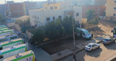 حياة كريمة بالشرقية.. 2000 مواطن يستفيدون من خدمات القافلة الطبية بالعاشر