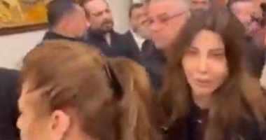 بكاء نانسى عجرم عند تقديم واجب العزاء لـ جورج وسوف