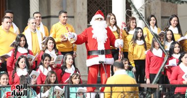 أجواء احتفالية بعيد الميلاد المجيد فى الكاتدرائية المرقسية بالعباسية.. صور