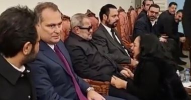 بكاء وحزن وألم يسيطر على جورج وسوف أثناء تقبل العزاء فى وفاة  نجله وديع.. صور