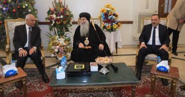أحمد راشد يزور مقر مطرانية شمال الجيزة للتهنئة بعيد الميلاد المجيد.. صور