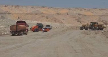 تفاصيل إنشاء طريق "الخارجة- سوهاج" لربط الوادى الجديد بمحافظات وادى النيل
