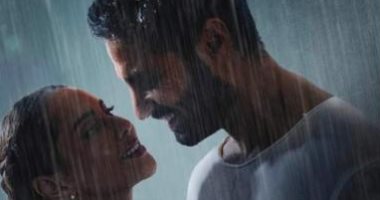كريم فهمى يروج لفيلمه "أنا لحبيبي" بطرح بوستر العمل قبل عرضه بداية فبراير