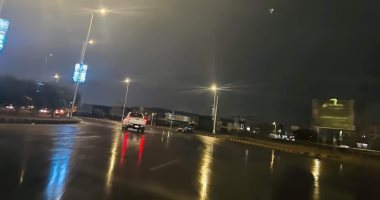 أمطار خفيفة إلى متوسطة تضرب الإسماعيلية ما أدى لبطء في حركة السير.. صور وفيدو