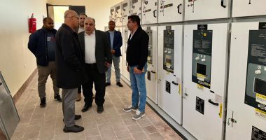 إطلاق التيار الكهربائى لتغذية منطقة المطورين الجنوبية بمدينة "العاشر من رمضان"