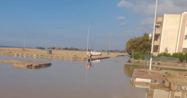 الدفع بمعدات سحب مياه الأمطار من الشوارع فى جنوب سيناء