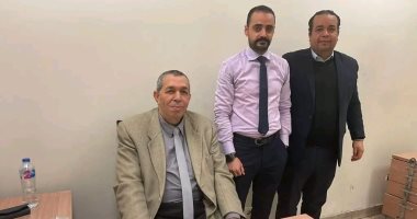 جمارك مطار القاهرة تضبط محاولتى تهريب منظار بندقية وعدد من السجائر الإلكترونية