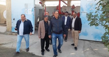 رئيس مدينة الطود يتابع العمل بمصنع تعبئة البوتاجاز ومقر المصرية للسلع.. صور