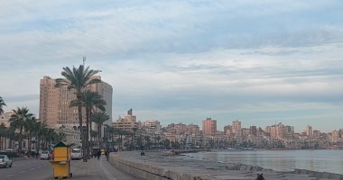 طقس الإسكندرية اليوم.. مائل للبرودة ودرجة الحرارة الصغرى تسجل 12.. صور