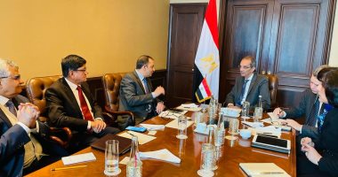 وزير الاتصالات يلتقى قيادات "تك ماهندرا" لمناقشة التوسع فى أنشطة تصدير خدمات التكنولوجيا