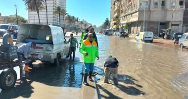 "مياه الشرب بالإسكندرية".. الدفع بـ 7 طلمبات لشفط مياه الأمطار المتراكمة