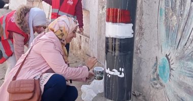 "كلنا واحد".. مبادرة شبابية لعزل أعمدة الكهرباء فى البدرشين.. بخامات بلاستيكية بسيطة الانتهاء من عزل 19 عمودا بـ3800 جنيه بجوار المدارس والمسشفيات.. والمرحلة الثالثة تستهدف المساجد والكنائس والمصالح الحكومية