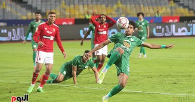 الشناوى ينقذ الأهلى من استقبال هدف مُحقق للمصرى عن طريق جريندو
