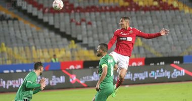 60 دقيقة.. محاولات من الأهلي والمصرى لتسجيل الهدف الأول 