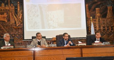 محافظ الغربية يناقش استغلال الجسر المشترك بين ترعة المحلة ومصرف زفتى