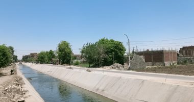 "حياة كريمة" تدعم مزارعى بنى سويف.. إنهاء تبطين 615 كم ترع بتكلفة 1.5 مليار جنيه.. والمحافظ: نستهدف توفير الاحتياجات المائية خلال السدة الشتوية وتنفيذ أنظمة الرى الحديثة.. والمزارعون: المشروع وفر المياه المهدرة