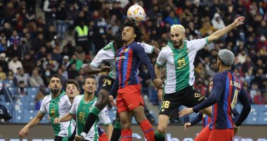 برشلونة يضرب موعدا مع ريال مدريد فى كلاسيكو نارى بنهائى السوبر الإسباني