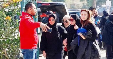 ريم البارودى تنعى والدها: لن أنساك حتى ألقاك
